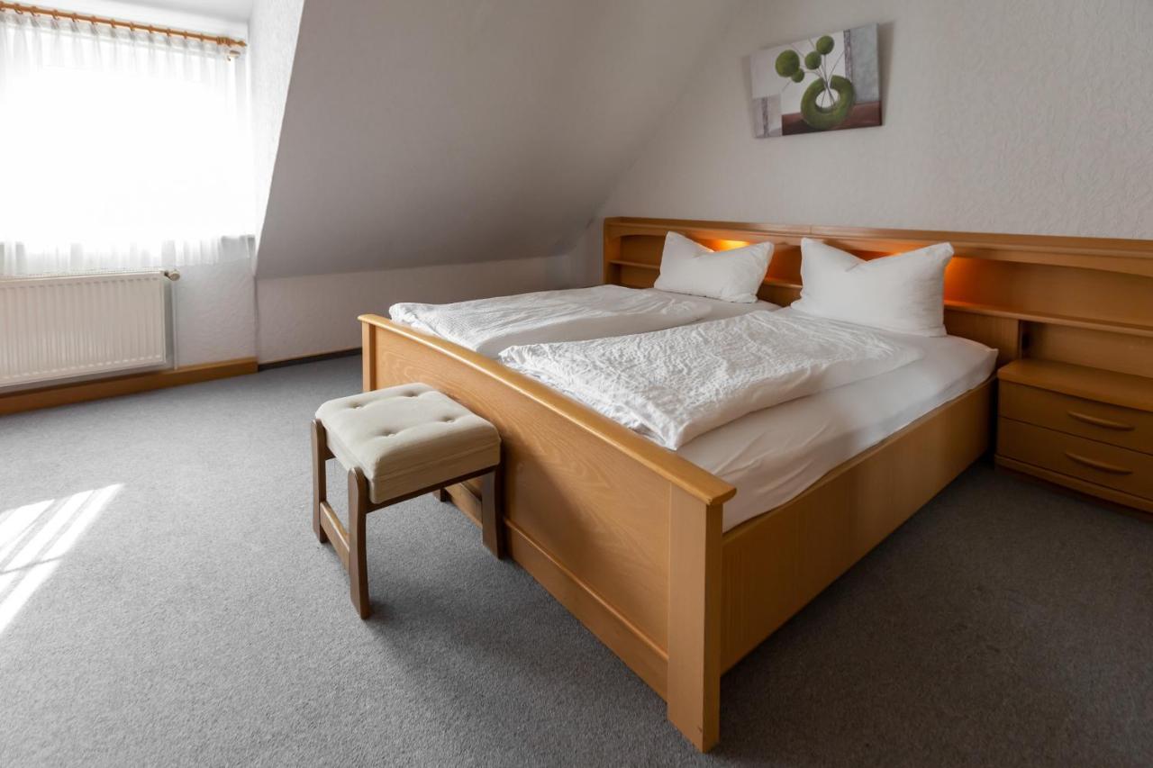 Hotel Froehlich-Hoeche 우슬라 외부 사진